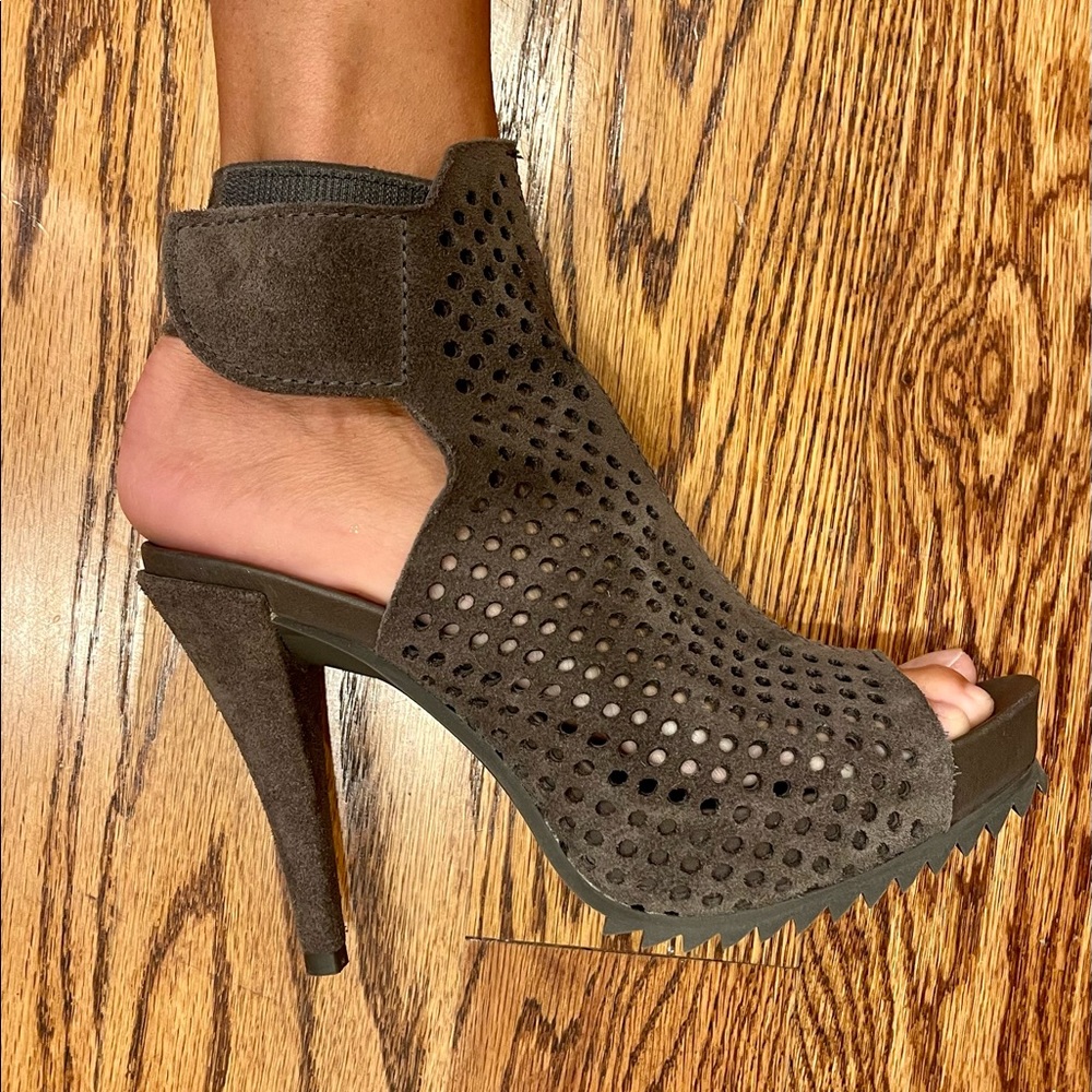 Pedro Garcia Spain, leather cut-out booties, ankle strap, size 39/9